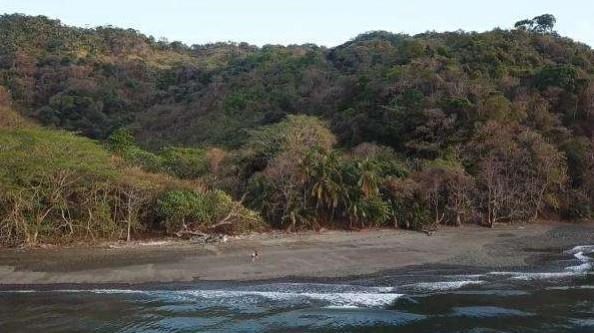 Remax real estate, Panama, Montijo - Cebaco, Land for sale in Isla Cebaco, Veraguas; with property title.